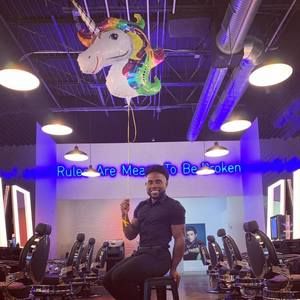 Meet your Posher, Bryant